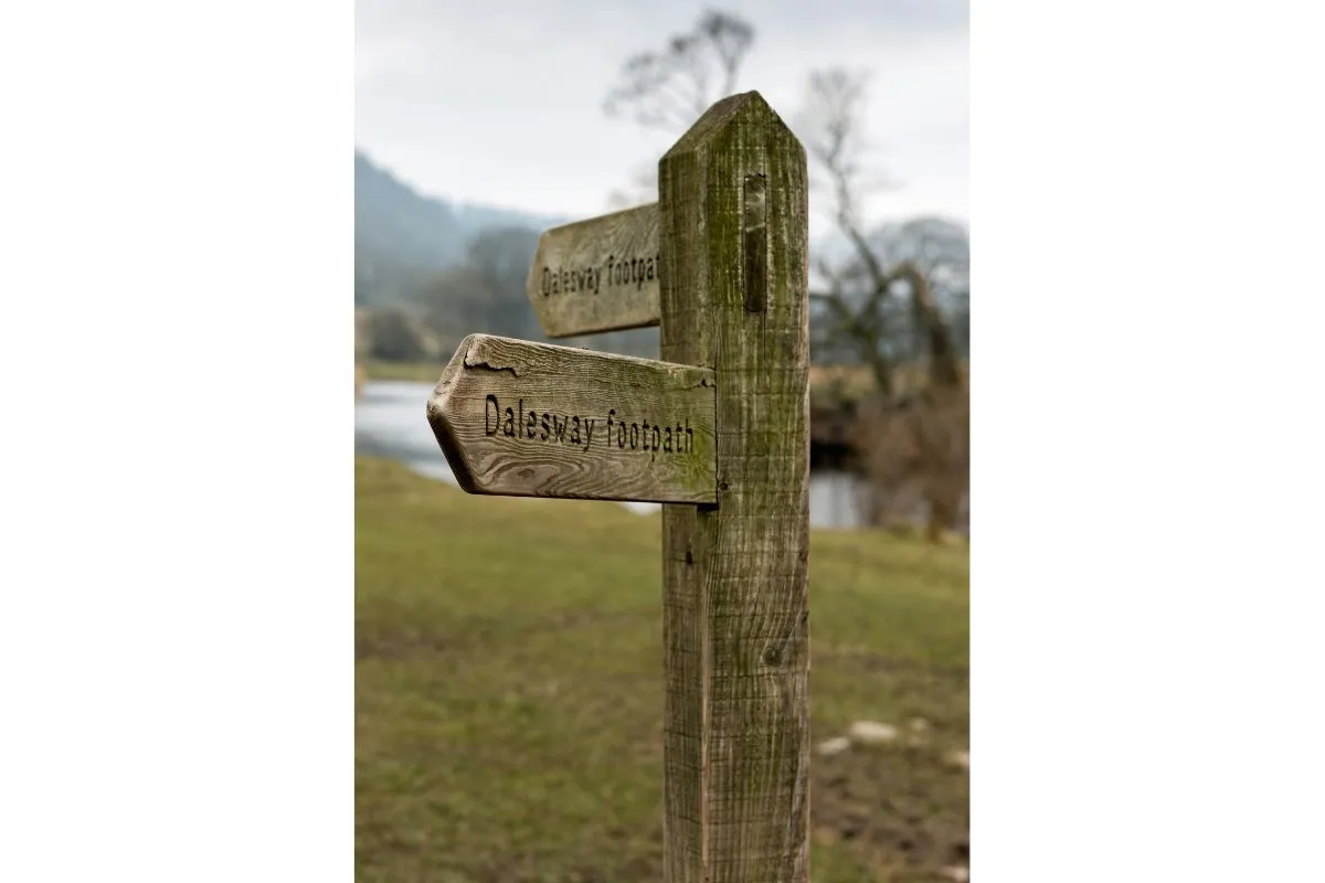 Der Wanderweg Dales Way durch die Landschaft der Yorkshire Dales